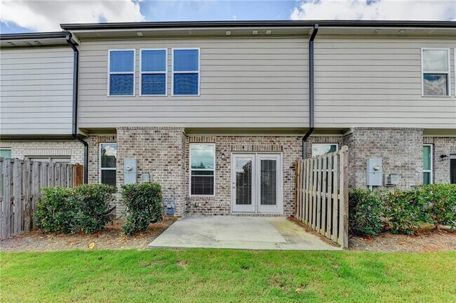 Building Photo - 2408 Morgan Creek Rd