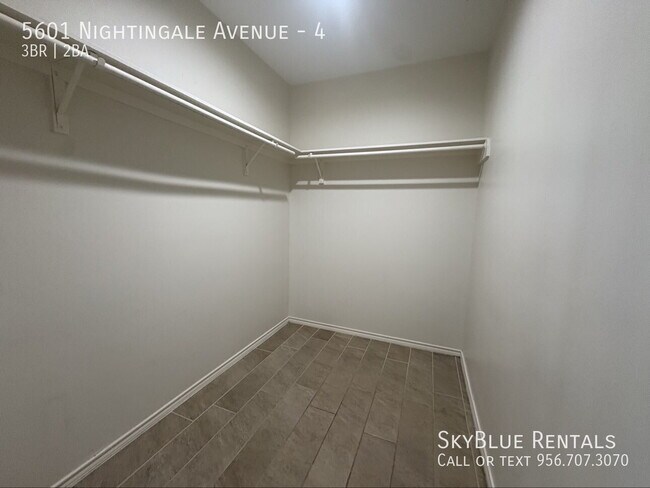 Building Photo - 5601 Nightingale Ave
