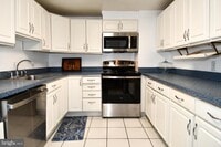 Building Photo - 4601 N Park Ave