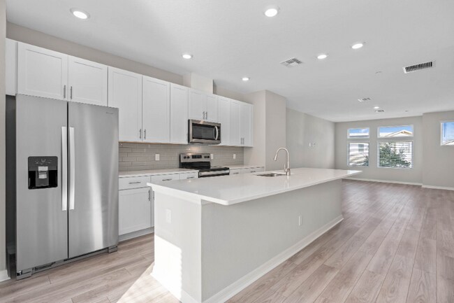 Building Photo - 13164 Bovet Ave