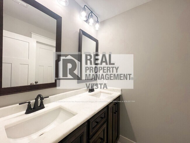 Building Photo - 113 Perth Ct