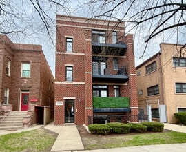 Building Photo - 5558 W Edmunds St