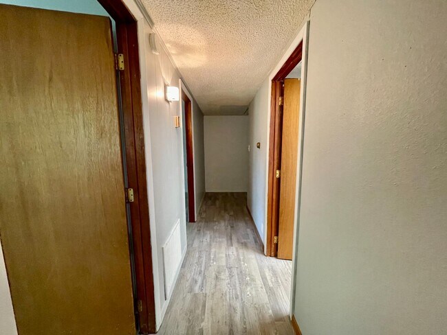 Building Photo - 1701 Ohio St