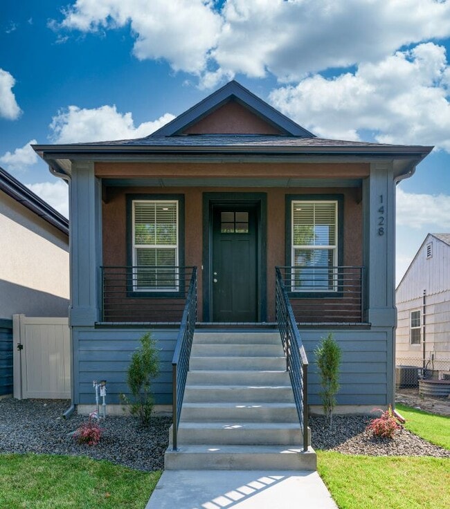 Building Photo - 1428 S Colorado Ave