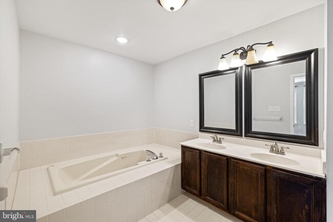 Building Photo - 203 Princeton Cir