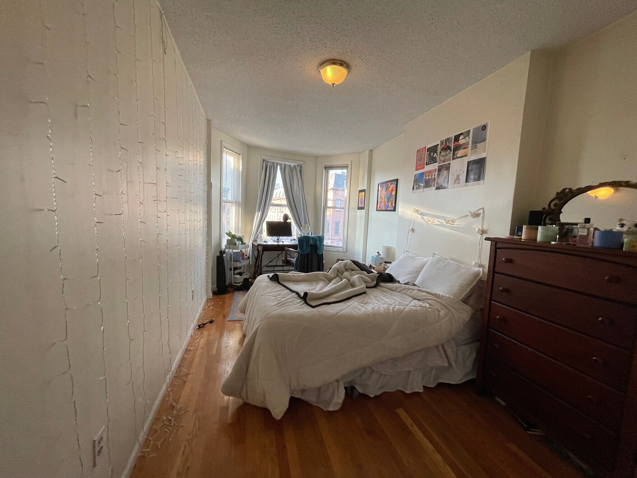 Building Photo - 588 Columbus Ave