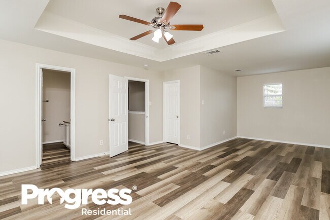 Building Photo - 153 N Willow Way