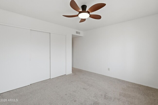 Building Photo - 25835 S Greencastle Dr