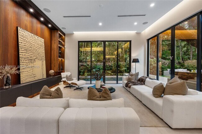 Building Photo - 2805 Freeman St