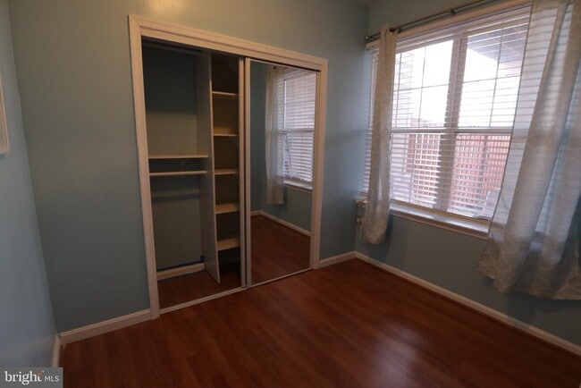 Primary Photo - 21319 Victorias Cross Terrace