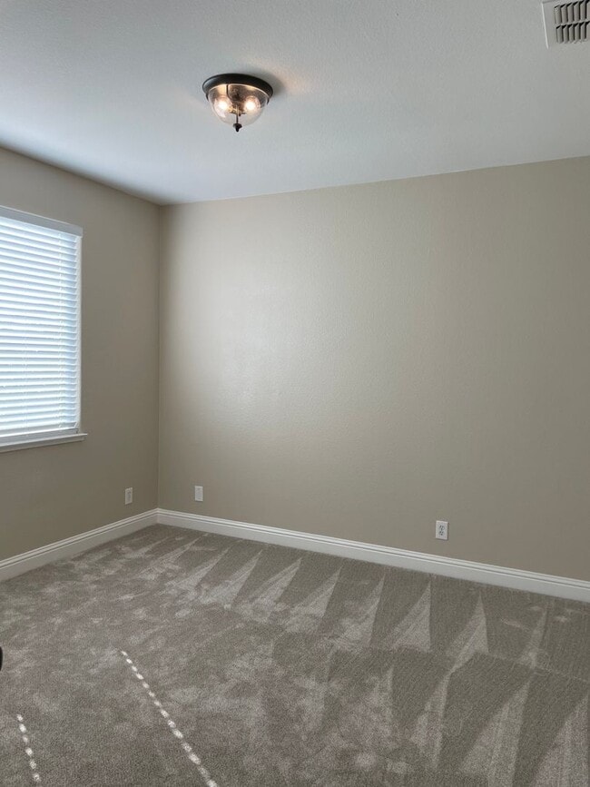 Building Photo - ***COMING SOON*** BEAUTIFUL 2-STORY HOME WITH POOL & 3 CAR GARAGE IN ROCKLIN!