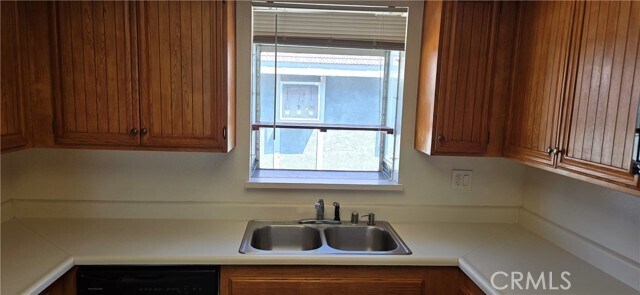 Building Photo - 26914 Rainbow Glen Dr