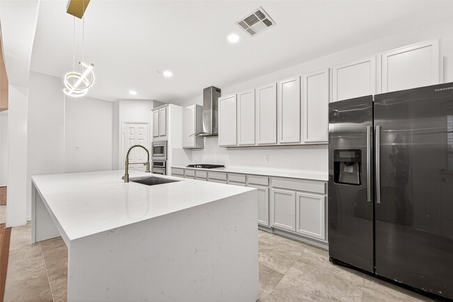 Building Photo - 22303 Naple Hollow Ln