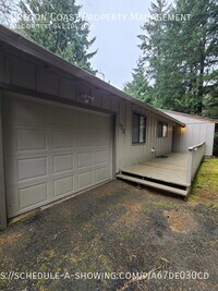 Building Photo - 175 The Pines