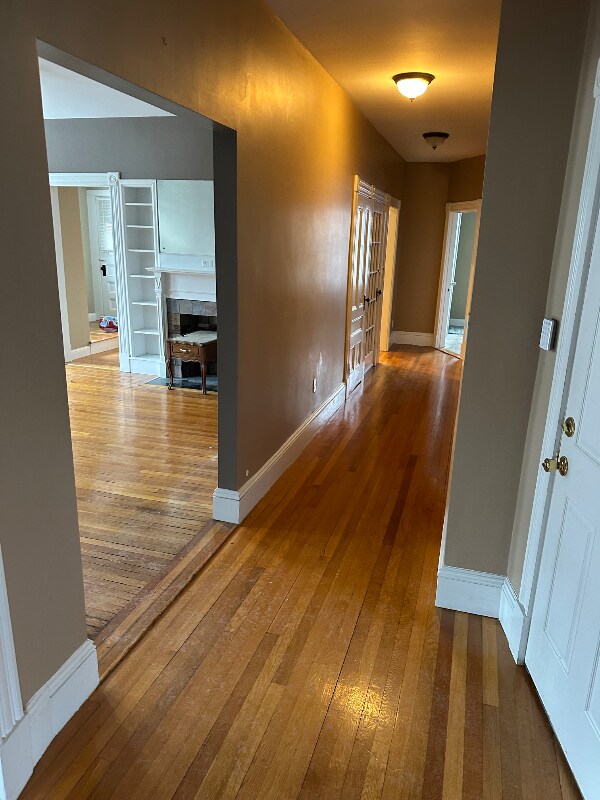 Building Photo - 225 Gibson St