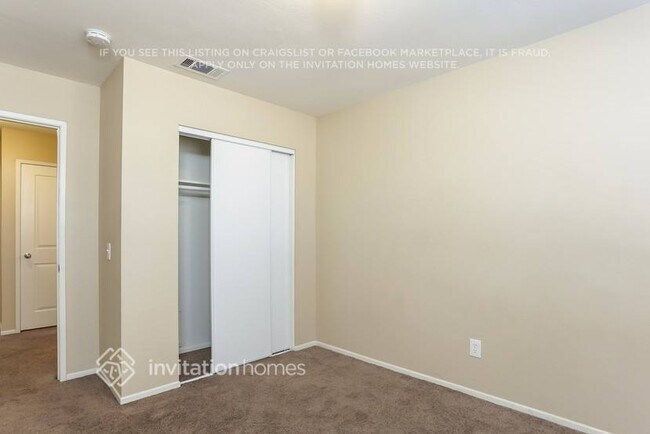 Building Photo - 24650 Myrna St