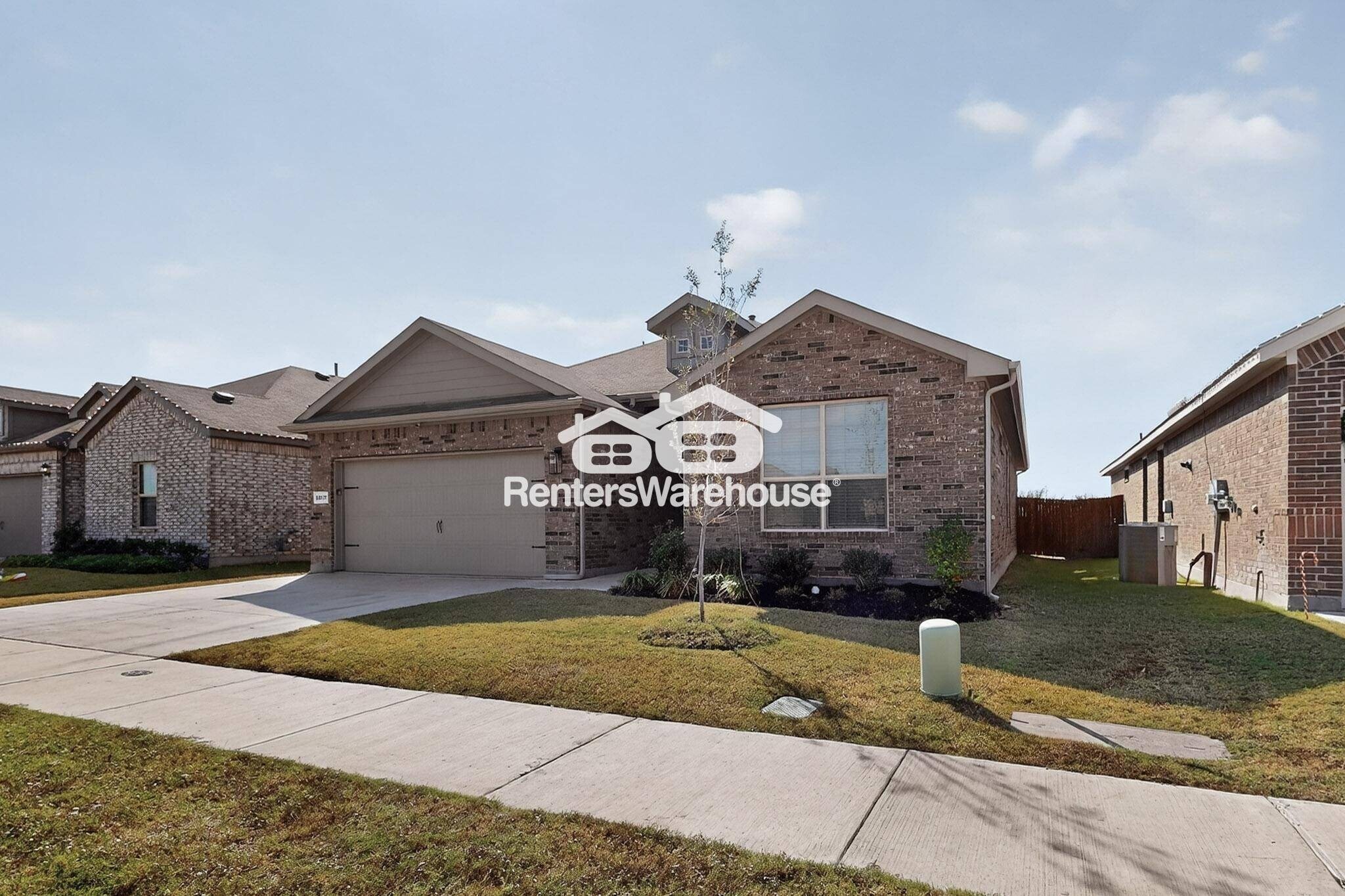 Building Photo - 8517 Centerboard Ln