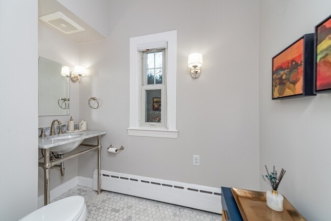 Building Photo - 108 Lake Ave