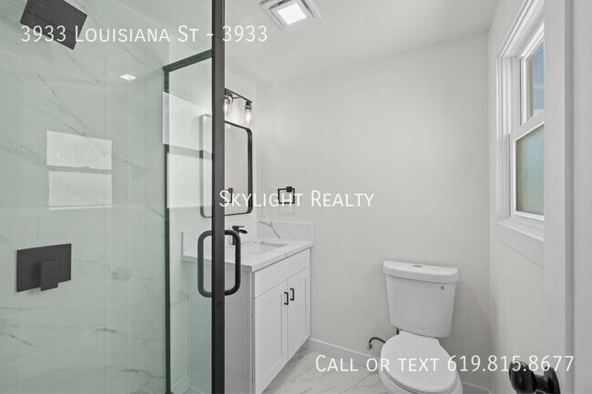 Building Photo - 3933 Louisiana St
