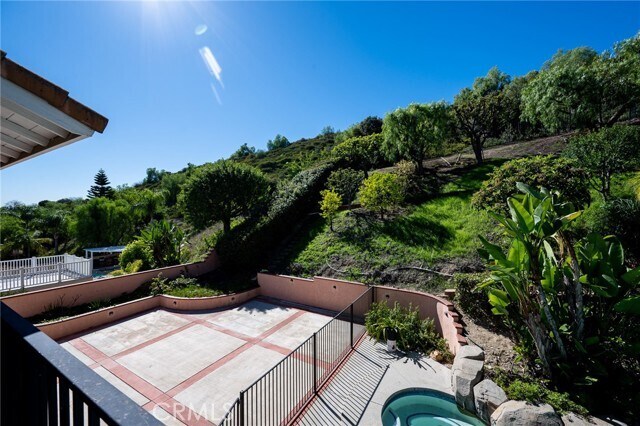 Building Photo - 19922 E Country Hollow Dr