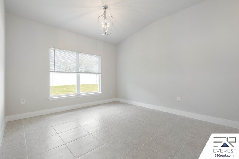 Building Photo - 67 Brewster Ln