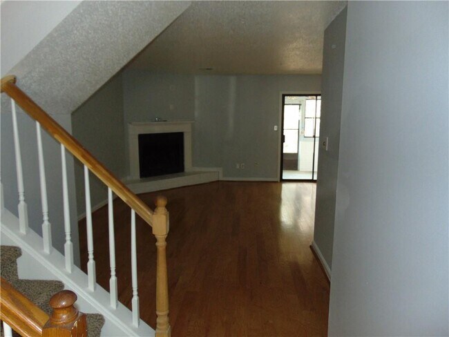 Building Photo - 6042 WinterGreen Rd NW