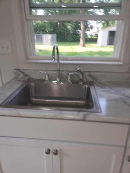 Building Photo - 3707 Blackstone Ave