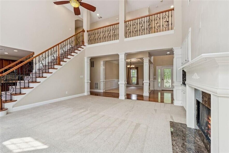 Building Photo - 410 After Glow Smt