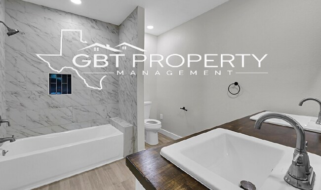 Building Photo - Spacious 4 Bed, 2 Bath Home for Rent – Reuter Ave, Waco, TX