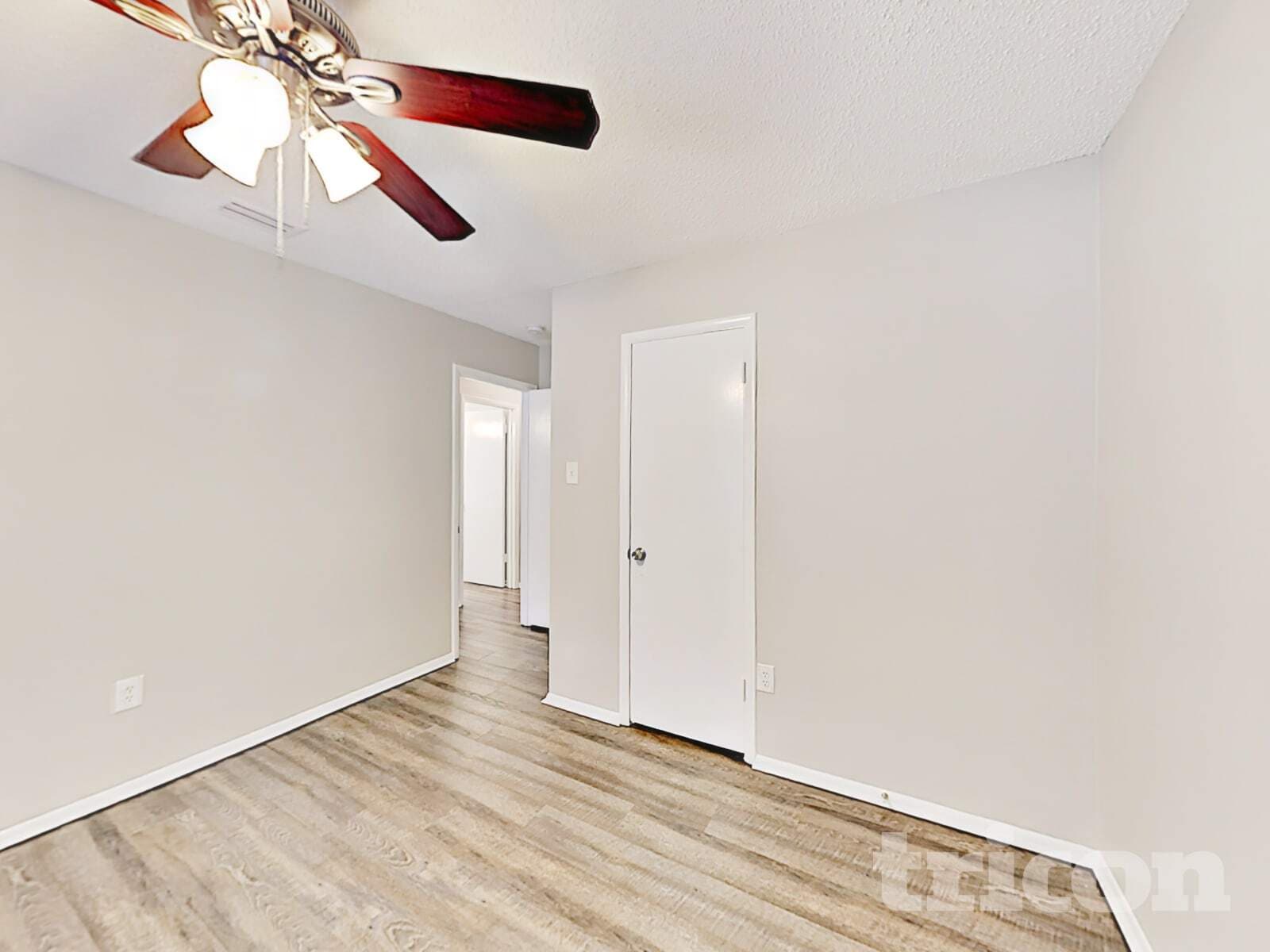 Building Photo - 429 W Ferndale Ln
