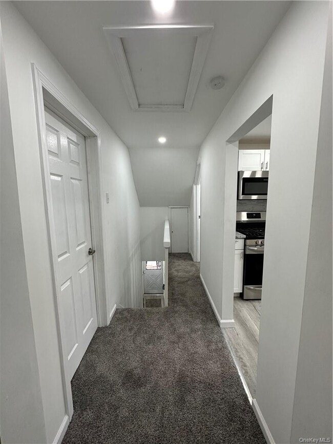 Building Photo - 57 Hunt Ave