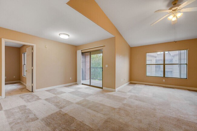Building Photo - 8000 W Badura Ave