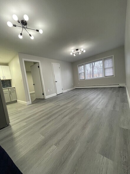 Building Photo - 328 Park Ave