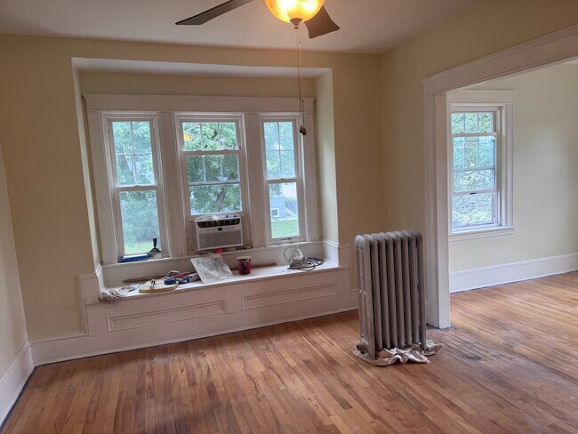Building Photo - 127 Malvern Rd