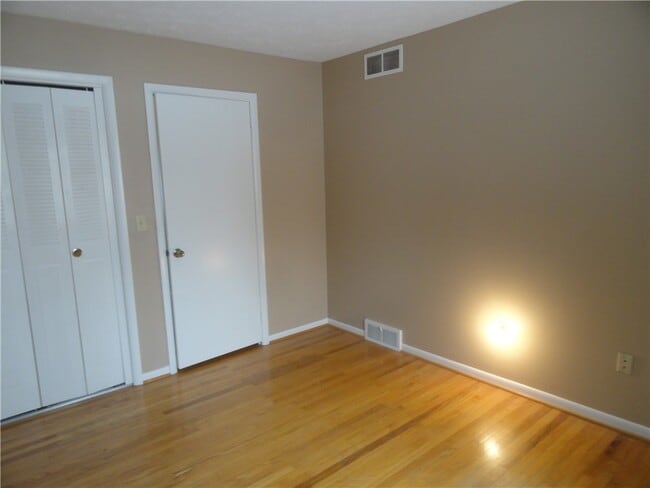 Building Photo - 64 Greenway Blvd