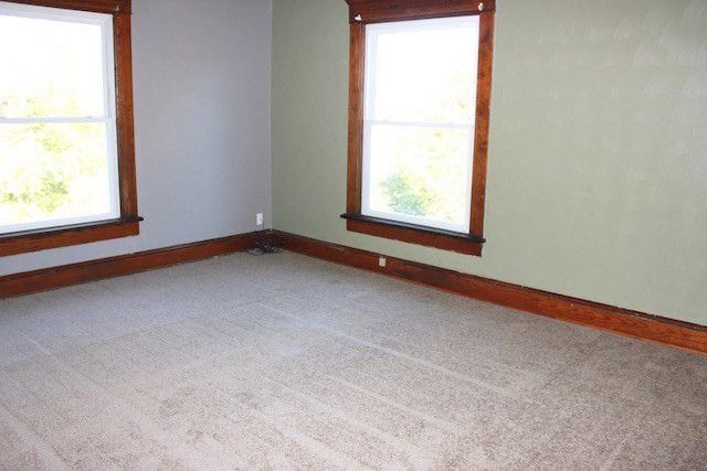 Building Photo - 281 W 5th St