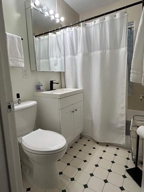 Building Photo - 310 Hillside Ave