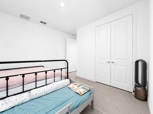 Building Photo - 17293 Texas Pistache Dr
