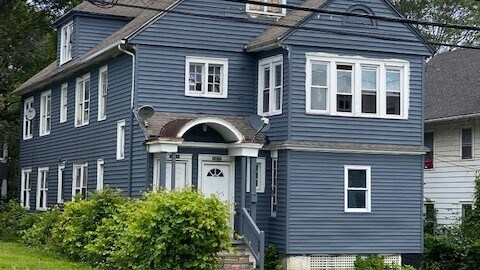 Building Photo - 2411 E Genesee St