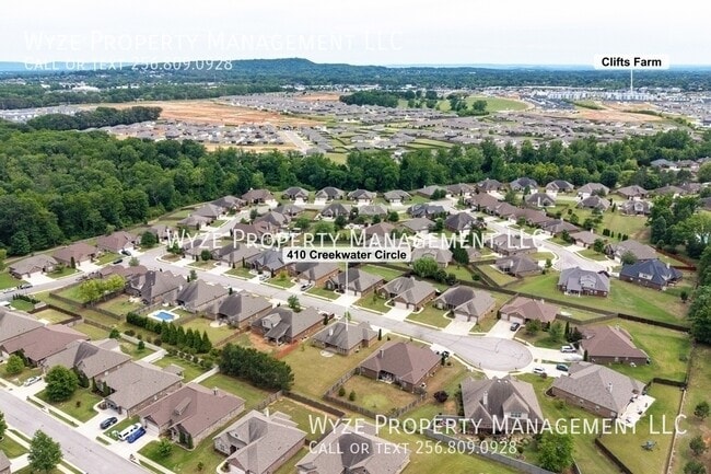 Building Photo - 410 Creekwater Cir