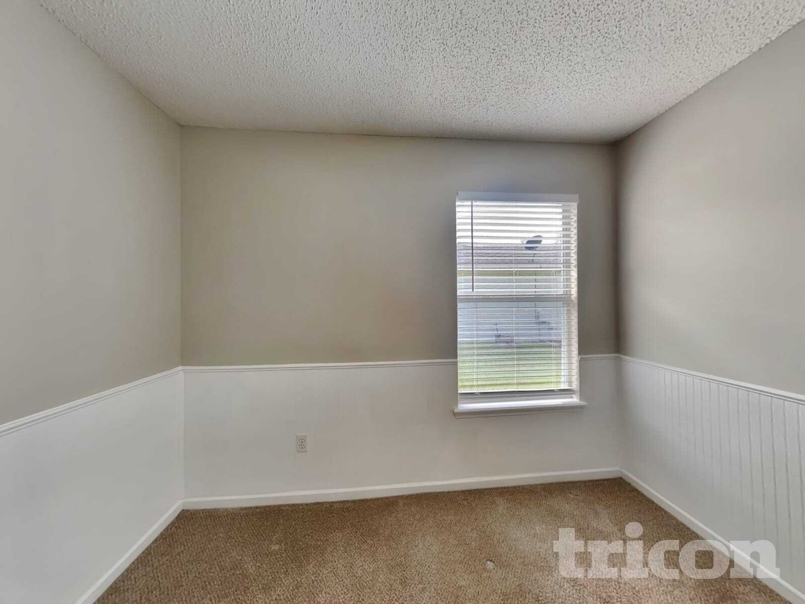 Building Photo - 3464 Brahma Bull Cir N