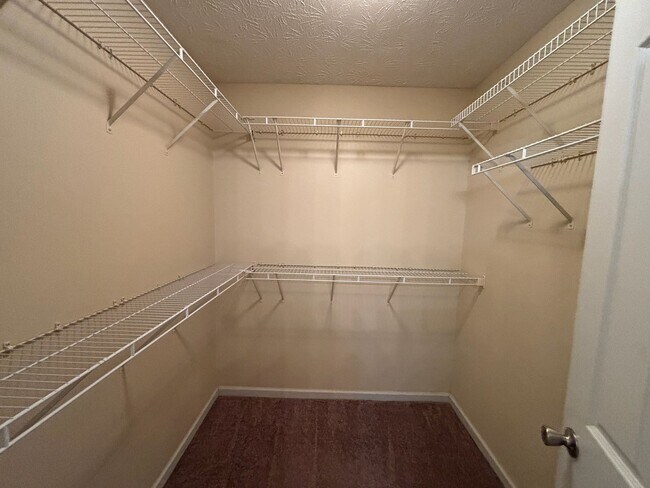 Building Photo - Weather Stone Subdivision!!