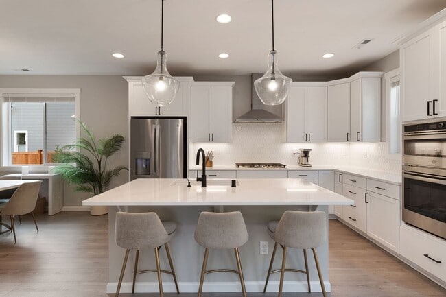 Building Photo - Newly Remodeled 4bed/2.5bath Home in Gig Harbor!