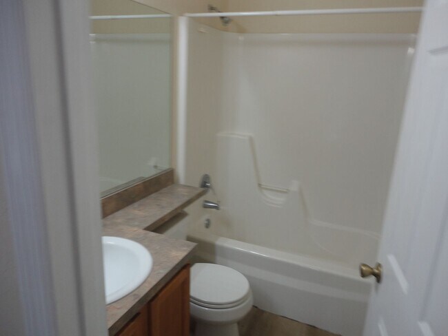 Building Photo - 3584 SW 30th Way