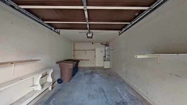 Building Photo - Remodeled 1 Bedroom 1 Bath Condo in Laguna...