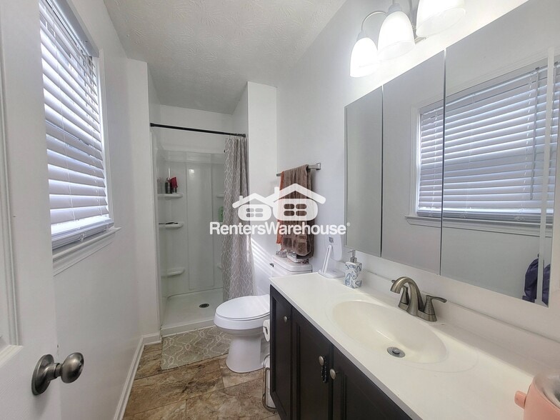 Building Photo - 7539 Pembrook Ct