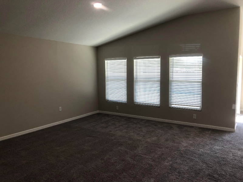 Building Photo - 1336 Axel Cir