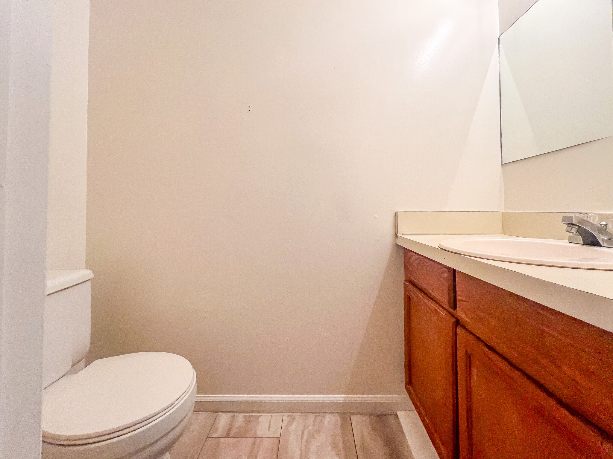 Building Photo - 26 Fox Hill Dr