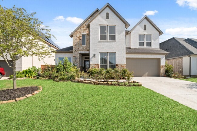 Primary Photo - 32018 Crested Knl Ct
