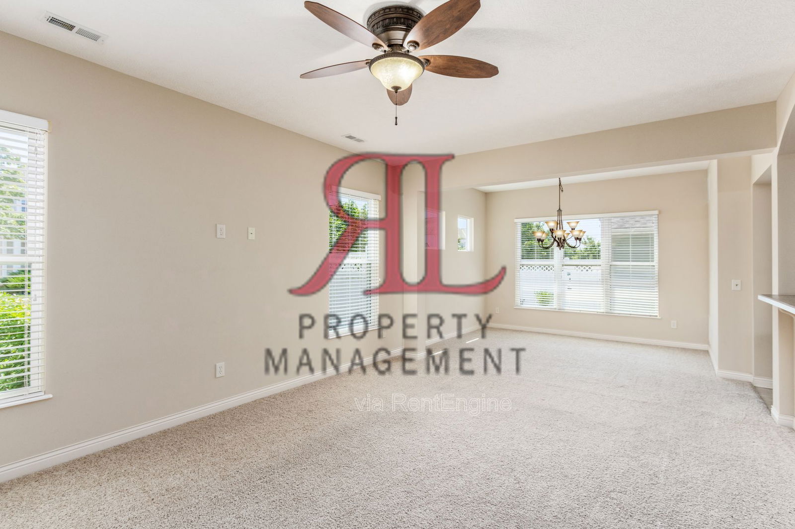 Building Photo - 6167 Upper Albany Xing Dr